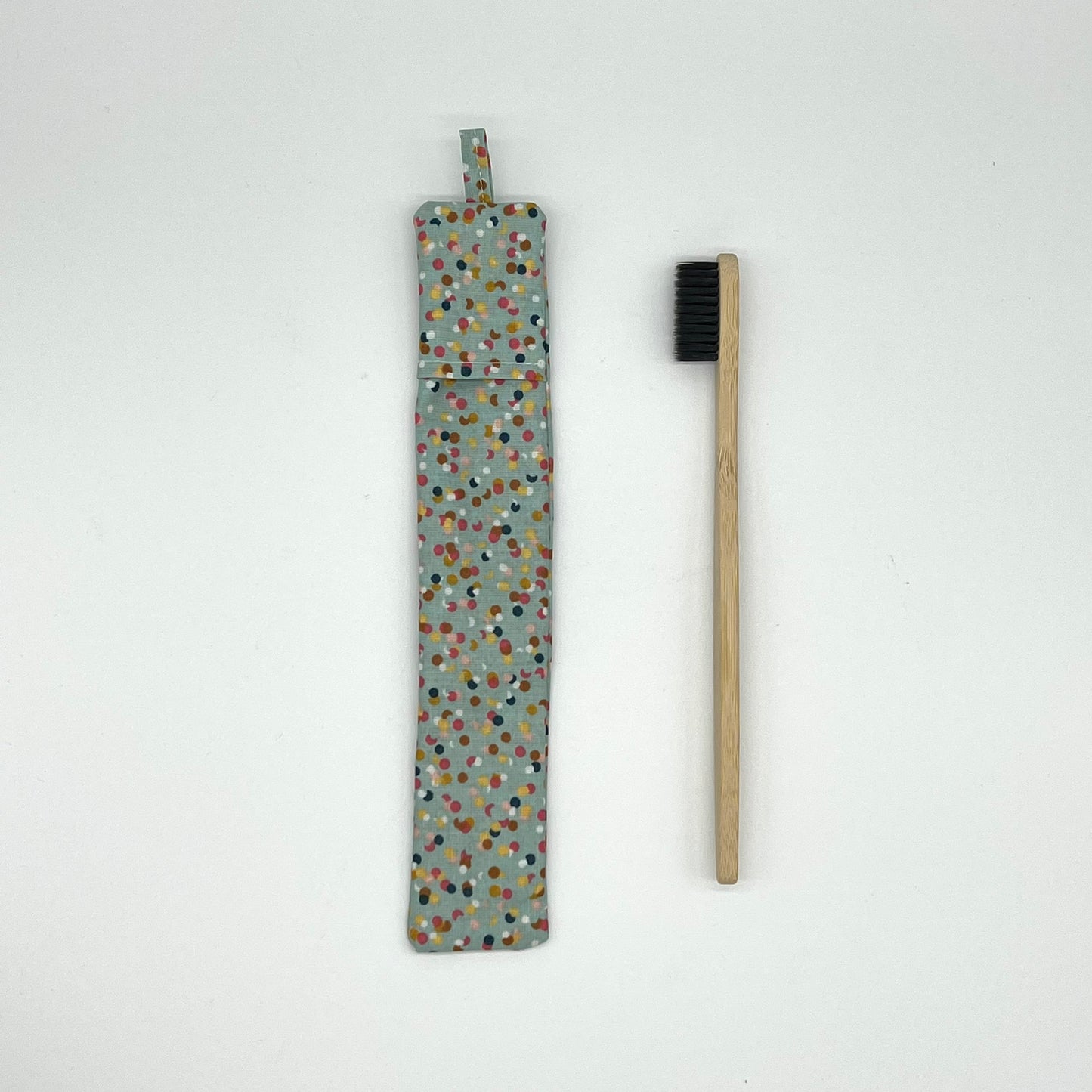 Etui à brosse à dents